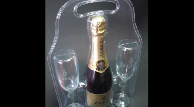 Blistere din plastic set sticla doua pahare sampanie